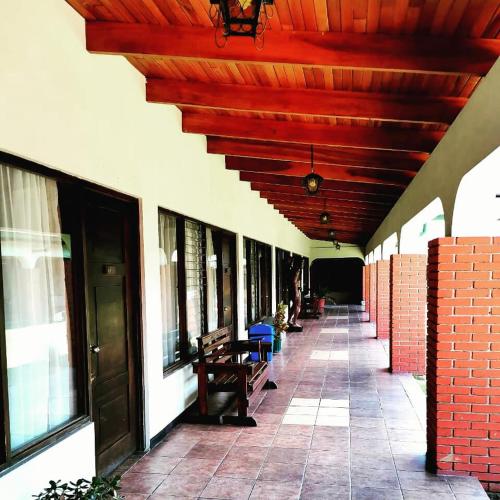 入口, 圖里亞爾瓦瓦格利亞酒店 (Hotel Wagelia Turrialba) in 圖里亞爾瓦
