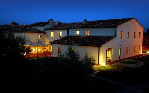 Sovana Hotel & Resort