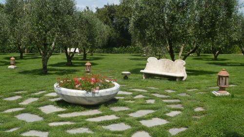 Sovana Hotel & Resort