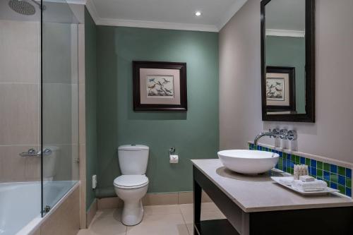 Mount Grace Hotel & Spa Room Type - Superior Premium King Room