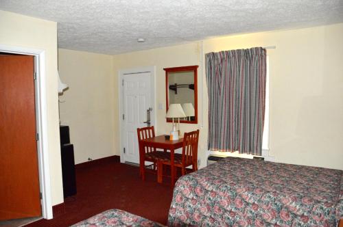 Crown Inn Motel Yorktown - image 7
