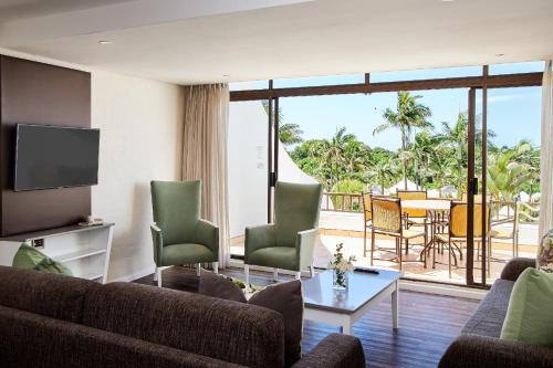 First Group Breakers Resort - Tap to explore photos