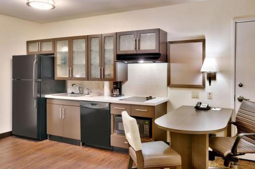 Candlewood Suites Plano East, an IHG Hotel