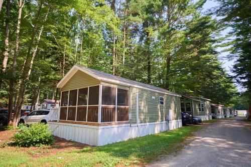 Moody Beach Camping Resort 28 ft. Park Model 6