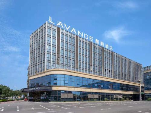 Lavande Hotel Luzhou High-Speed Railway Station Southwest Trading Market