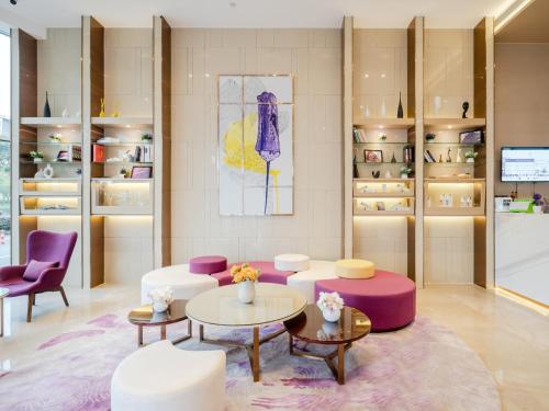 Lavande Hotel Luzhou High-Speed Railway Station Southwest Trading Market