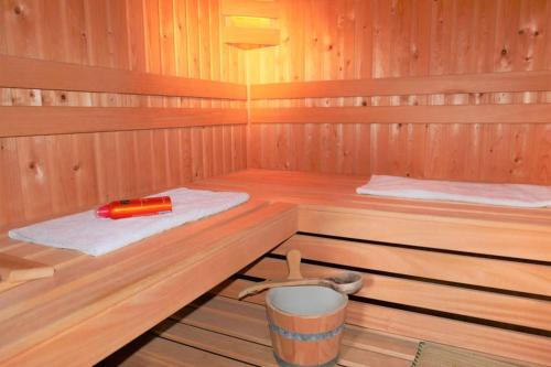 Wadnhûs (Wadnhus) in Kollum