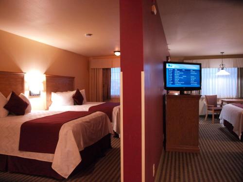 Best Western Plus Caldwell Inn & Suites