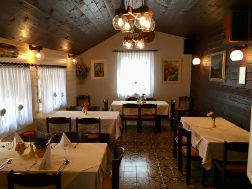 Ресторан, Guest House Atelsek in Recica Ob Savinji