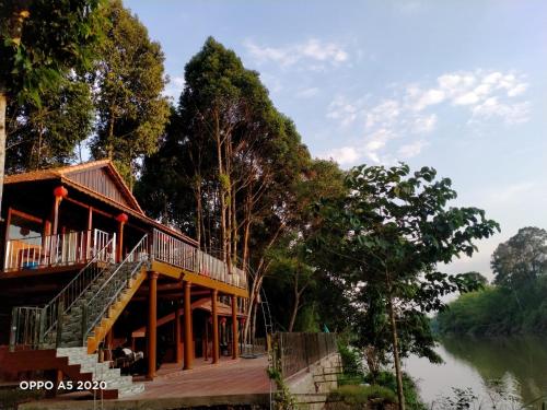 Cat Tien Riverside