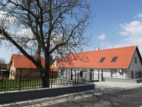 Bordoma Falusi Vendégház - image 14