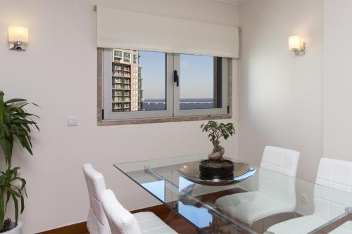 Superior Two-Bedroom Apartment image 1