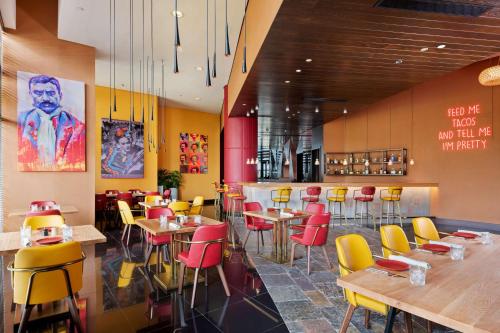 YAS PLAZA BAY by IHG - Restaurant