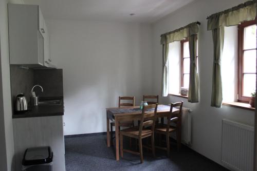 Penzion Mezihoří (Penzion Mezihori) in Bolebor