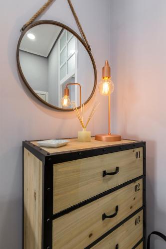 Flaring New Apartment next to Gran Via by Batuecas, Madrid (fotografie 9)