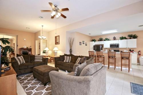 2627 Windsor Hills - image 6