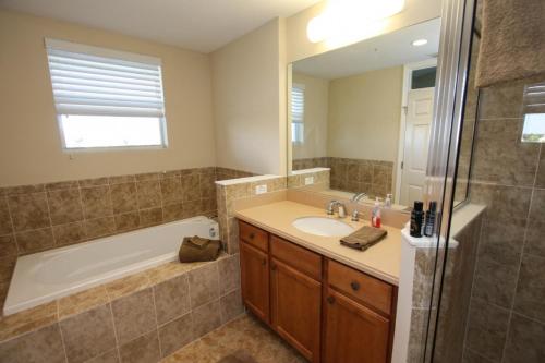615 Little Harbor - image 5