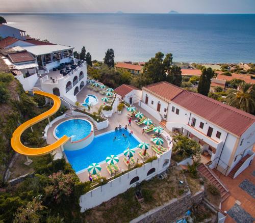 . Villaggio Resort Fior di Sicilia