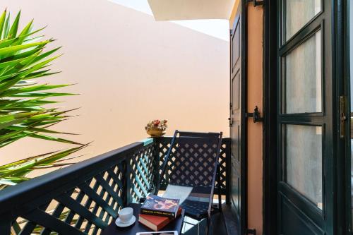 شرفة/ تراس, Ink Hotels House of Europe in كريتي آيلند