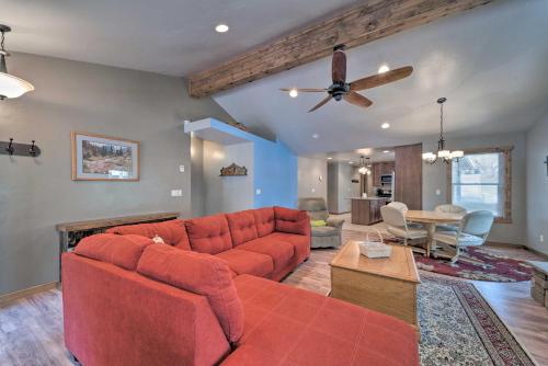Ruidoso Home with Hot Tub 19 Mi to Ski Apache! - image 3