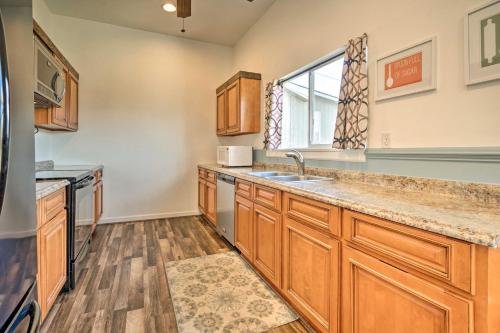 Luxury East Wenatchee House with Mtn Views! - image 4