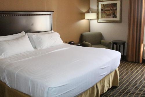 Holiday Inn Express Kansas City Liberty Missouri, an IHG Hotel