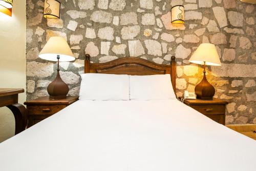 Hotel Casa del Virrey & Suites in Morelia, Mexico