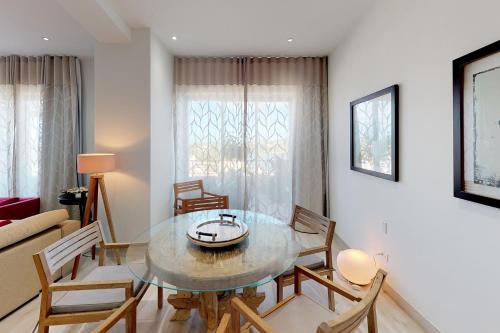 Moonrise - 2 Bedroom Condo in Cupecoy with 180 views