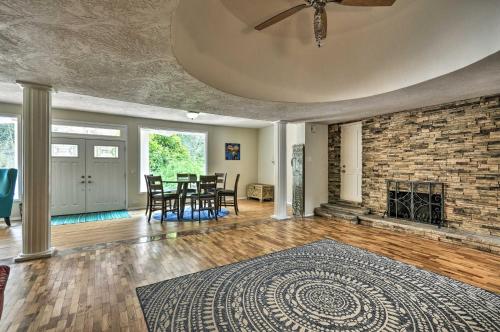 Charming Kelso Home with Proximity to Cowlitz River! in เคลโซ (WA)