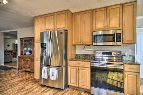 Charming Kelso Home with Proximity to Cowlitz River! in เคลโซ (WA)