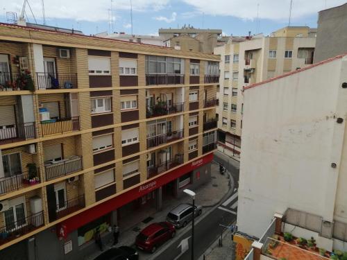 Dos Torres Miraflores - Parking privado gratis