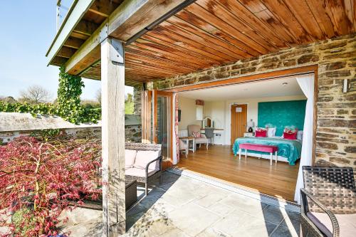 The Horn Of Plenty - image 10