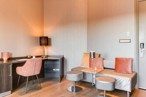 Facilities, Brasss Hotel Suites in Centrum