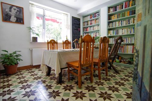 Jiuyueji Guesthouse