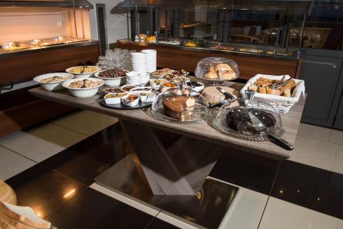Premier Agrinio Heart Hotel - image 11