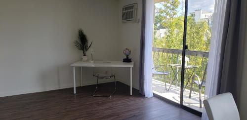 Skyline Views 1-Bedroom with Balcony and Pool, Los Angeles (fotografie 7)