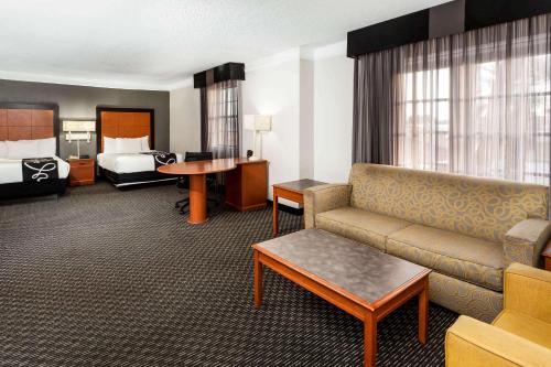 2 double beds