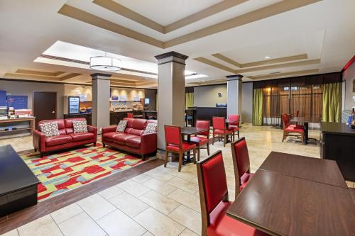 Holiday Inn Express Hotel & Suites Floresville By IHG - 식음료(F&B)