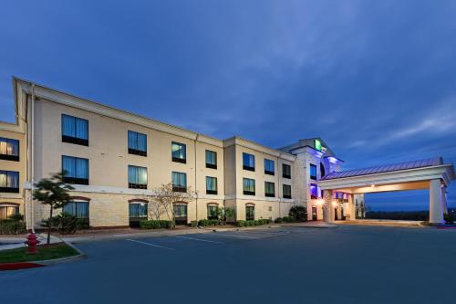 Holiday Inn Express Hotel & Suites Floresville By IHG - 숙소 외관