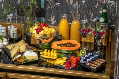 The Inn at the Spanish Steps Luxury Collection - Mario De' Fiori Suite – Rome