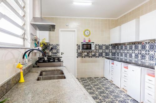 ห้องครัว, Aluguel de Suítes por Temporada em Alto de Pinheiros (Aluguel de Suites por Temporada em Alto de Pinheiros) in อัลโต เด ปินเยย์โรส