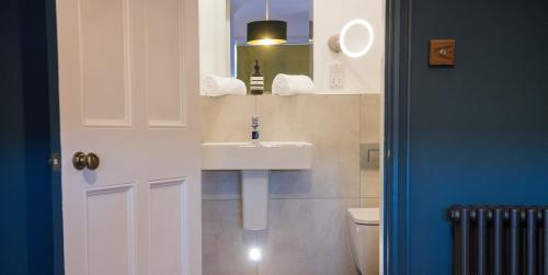 Purchases Restaurant & Accommodation - image 2