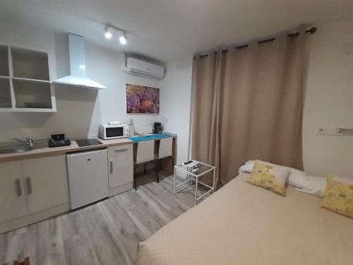 Granada City Home - image 2