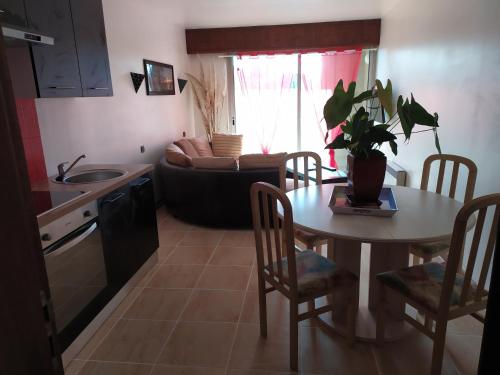 50M2 2 a 4 Pers TOUT CONFORT BALCONS JARDIN TERRASSE