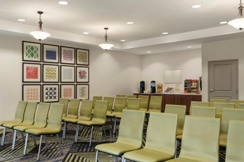 홀리데이 인 익스프레스 호텔 앤 스위트 마운트플레전트 - 찰스턴 바이 IHG - 회의실/연회장