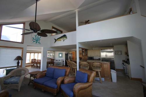 39 Surfside Dr. thumb 3