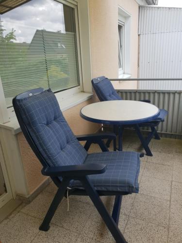 Terraza/balcón, MESSE CGN-DUS Studio-Wohnung für 2-4; Zumietung bis 8 Personen möglich (MESSE CGN-DUS Studio-Wohnung fur 2-4; Zumietung bis 8 Personen moglich) in Monheim am Rhein