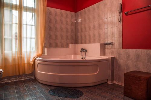 Ilion Hotel - image 7