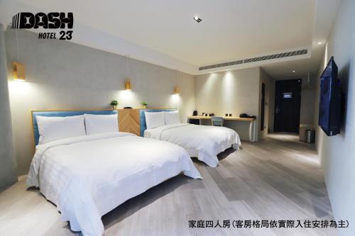 Deluxe Quadruple Room with Bathtub room in Dash 23 Hotel