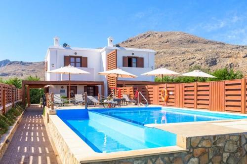  Lindos Villa Sleeps 4 Pool Air Con WiFi in 851 07 Lindos